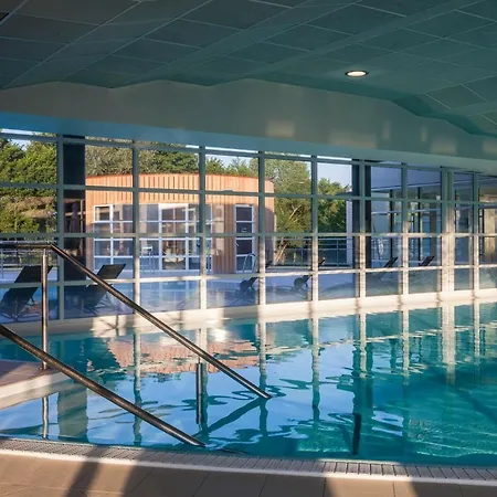 Des Bains De Semesteranläggning (resort) Casteljaloux